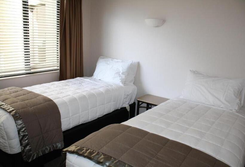 모텔 Southgate Motor Inn