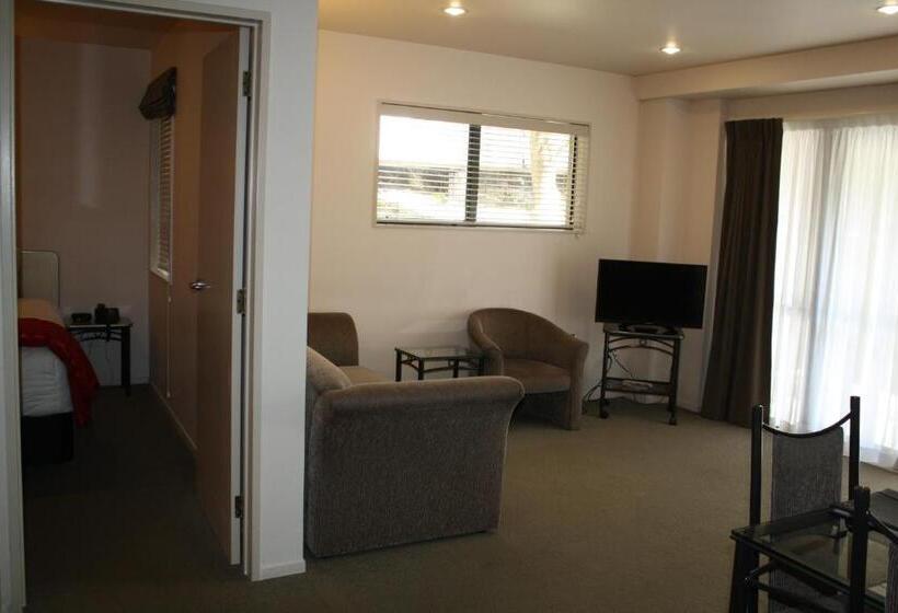 모텔 Southgate Motor Inn