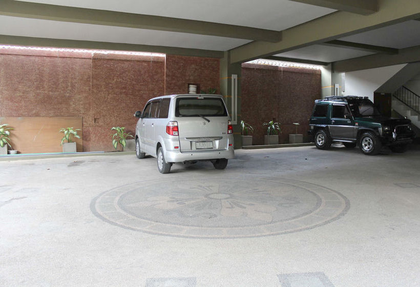 Пансион Airy Mataram Cakranegara Bangau Lombok