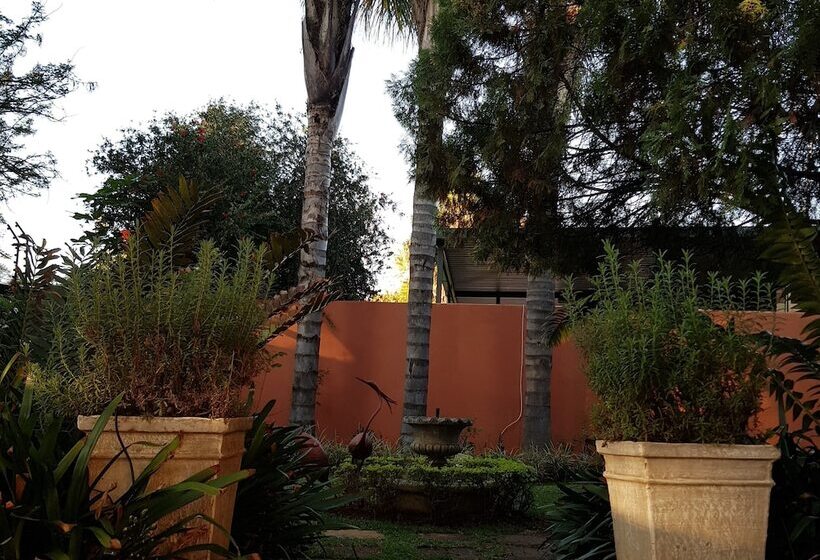 פנסיון Falling Feather Inn