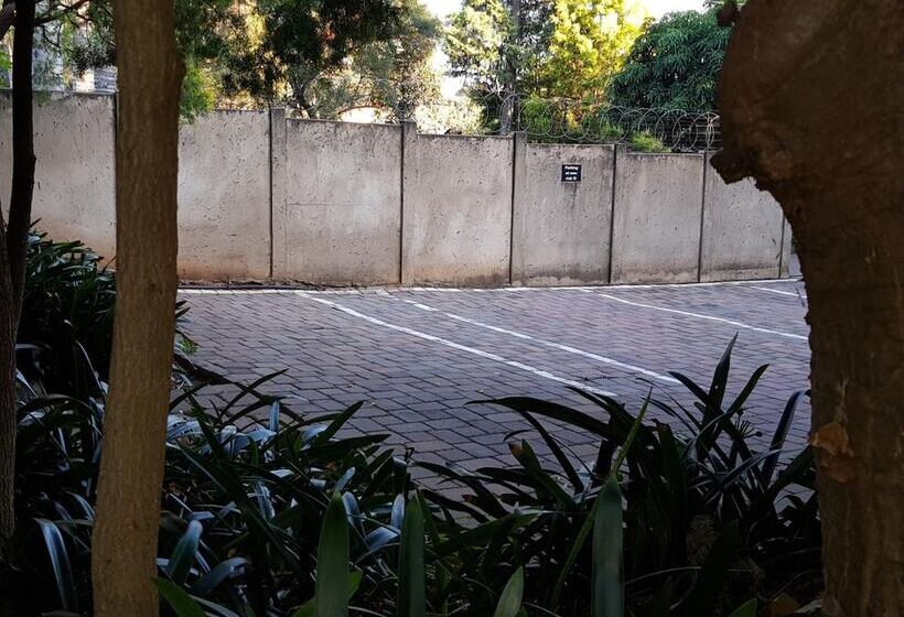 פנסיון Falling Feather Inn