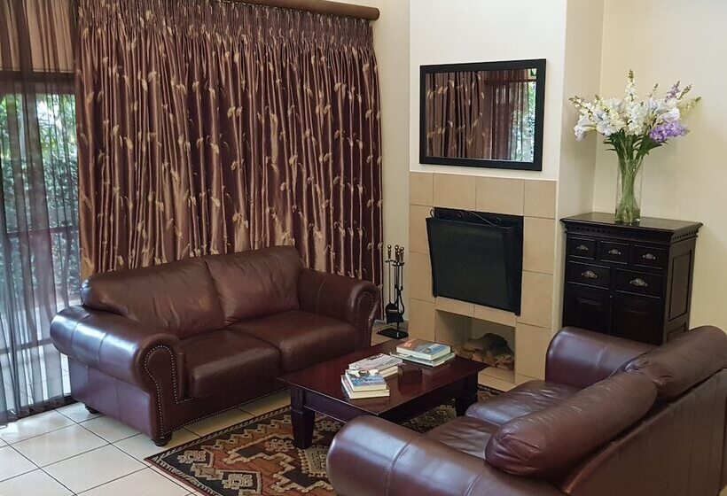 פנסיון Falling Feather Inn