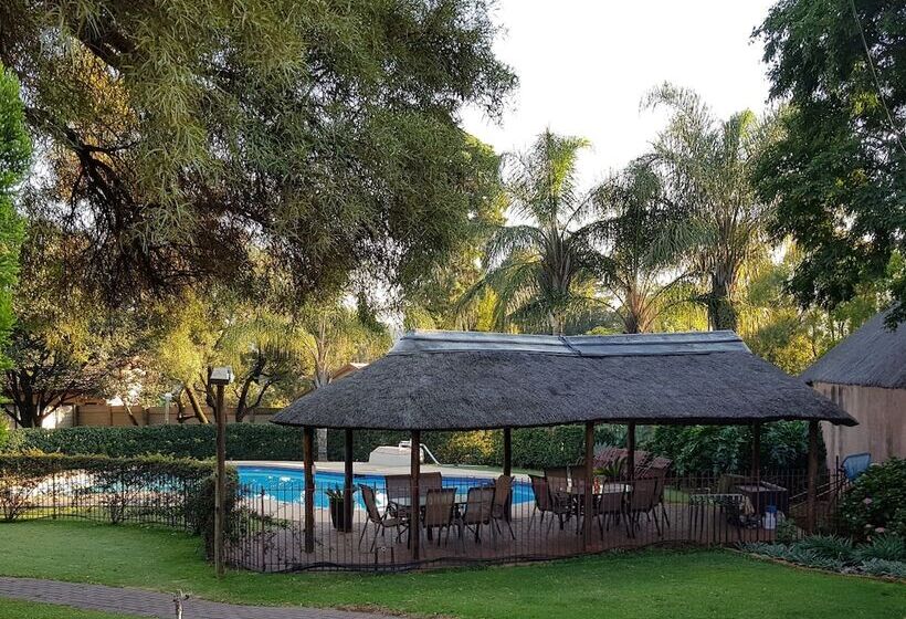 פנסיון Falling Feather Inn