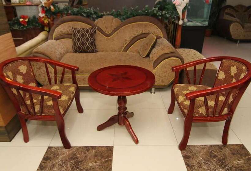 پانسیون Honey Hunt House