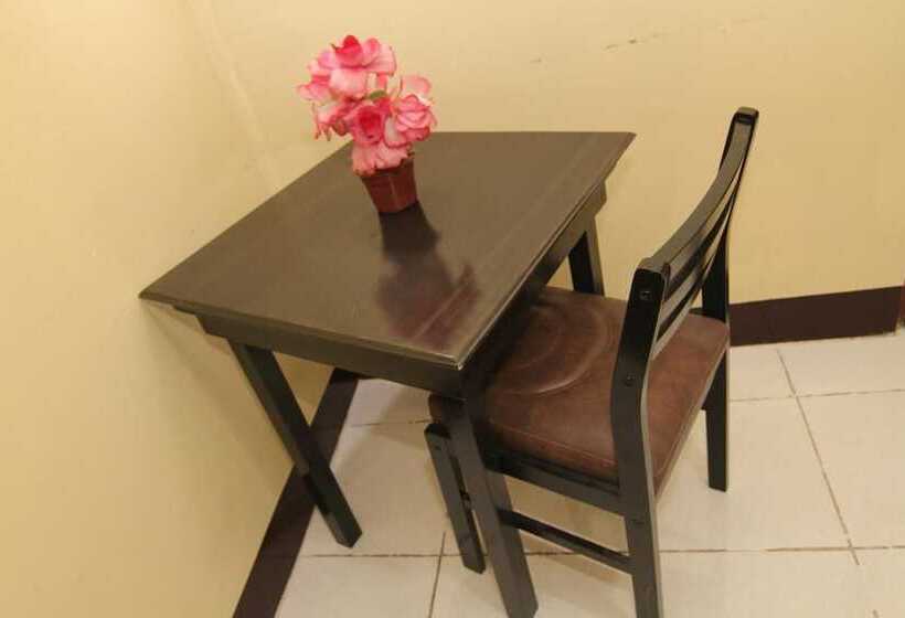 پانسیون Honey Hunt House