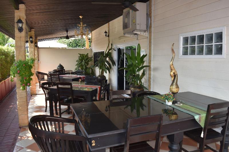 پانسیون Mangoes Guesthouse