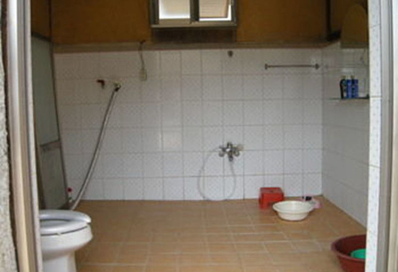 بنسيون Moji Guest House