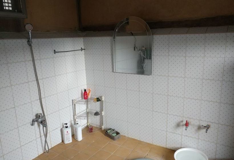 بنسيون Moji Guest House