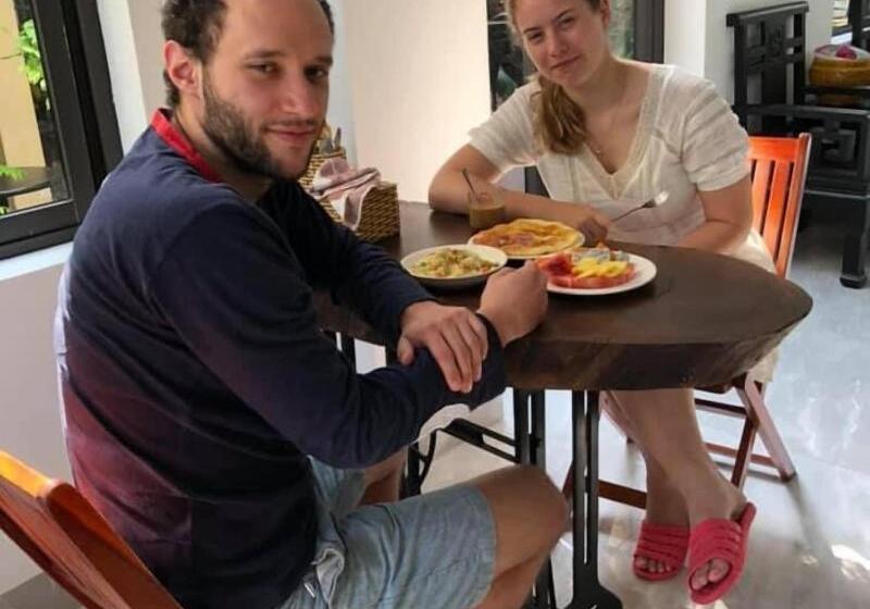 پانسیون Quynh Long Villa