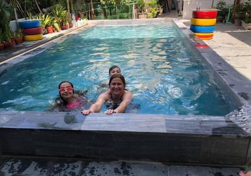 پانسیون Quynh Long Villa