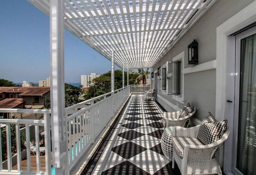 ペンション Sandals Guest House