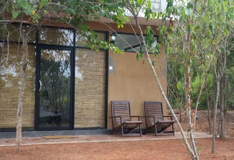 펜션 Sigiri Wilderness Resort