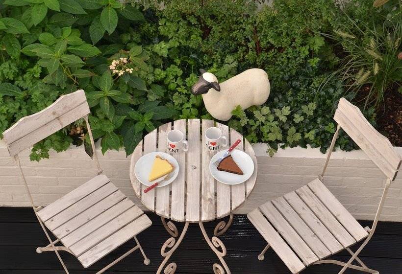 Пансион The House Of Edward