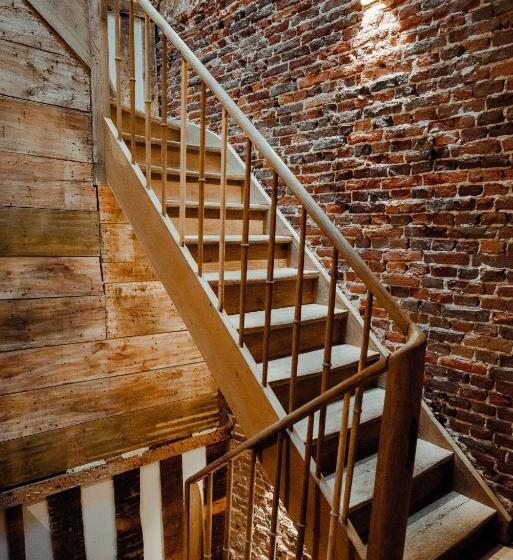 Пансион The House Of Edward