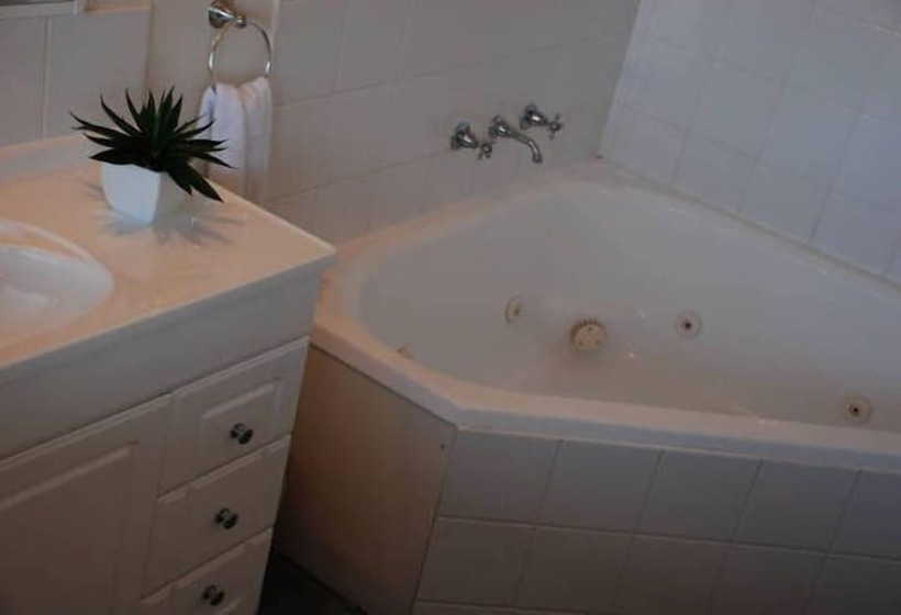 پانسیون The Shelter B&b