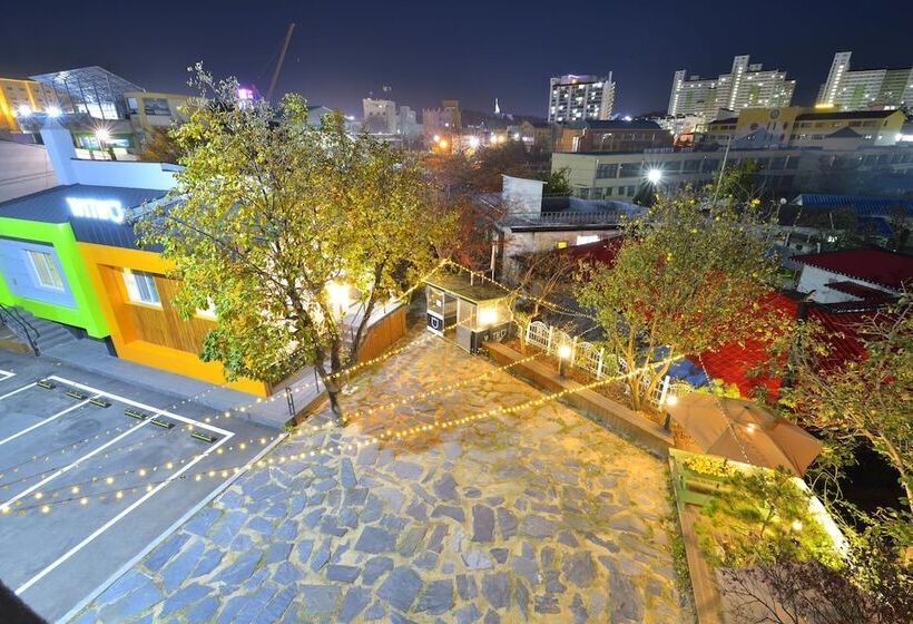 بنسيون With U Hotel & Guesthouse