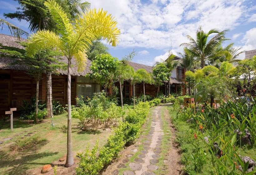 Phu Quoc Dragon Resort & Spa