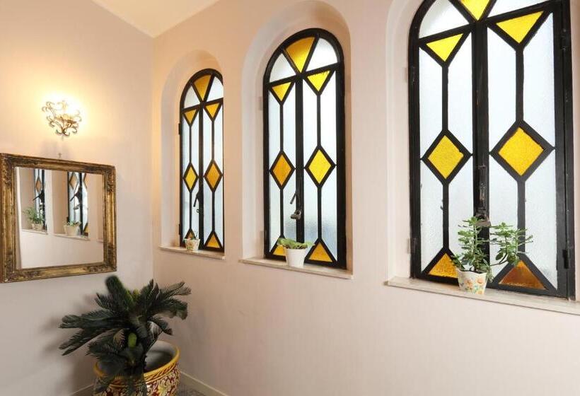 住宿加早餐  Porta Di Mezzo Luxury Suites And Rooms