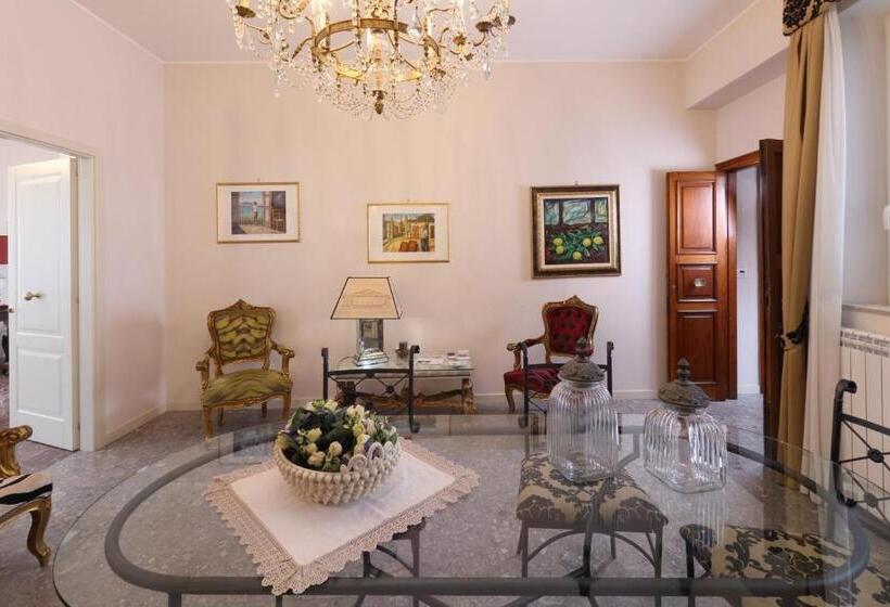 住宿加早餐  Porta Di Mezzo Luxury Suites And Rooms