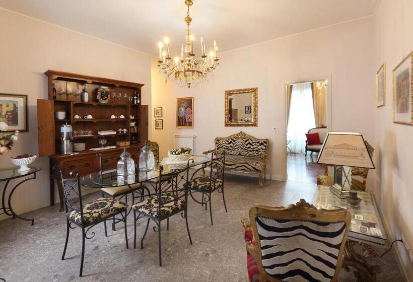 住宿加早餐  Porta Di Mezzo Luxury Suites And Rooms