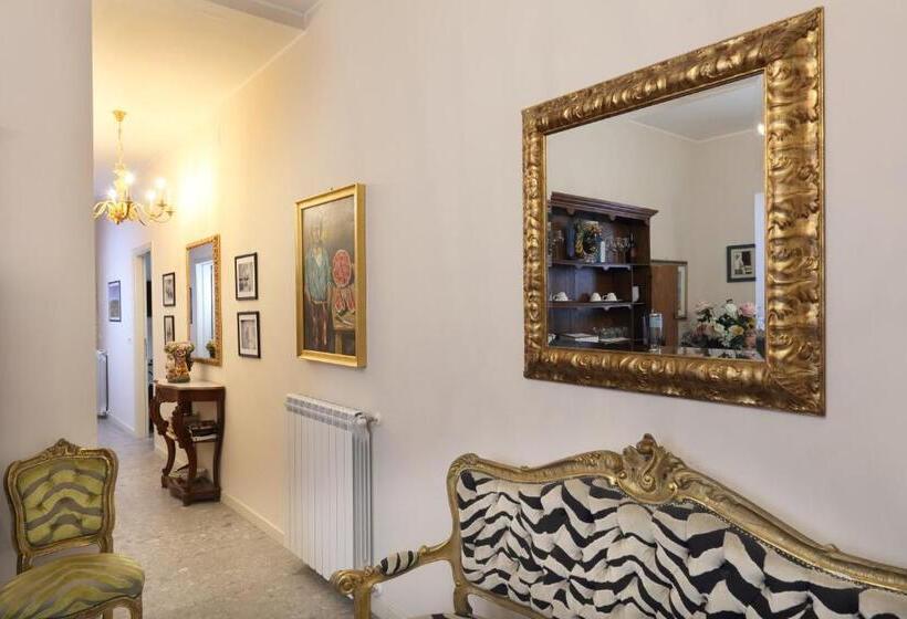 住宿加早餐  Porta Di Mezzo Luxury Suites And Rooms