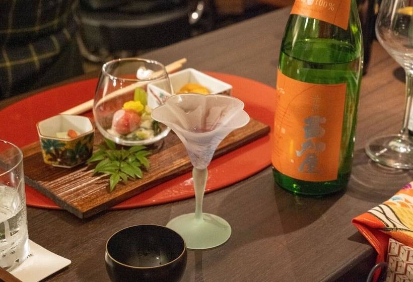 Рёкан Minshuku Ikemori