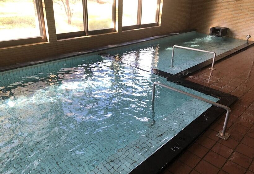 ريوكان Shinhanamakionsen Zakuroen Kadanoyu