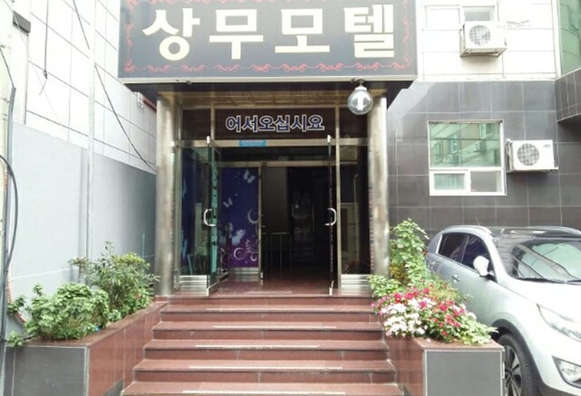 Motel Sangmu Gwangju