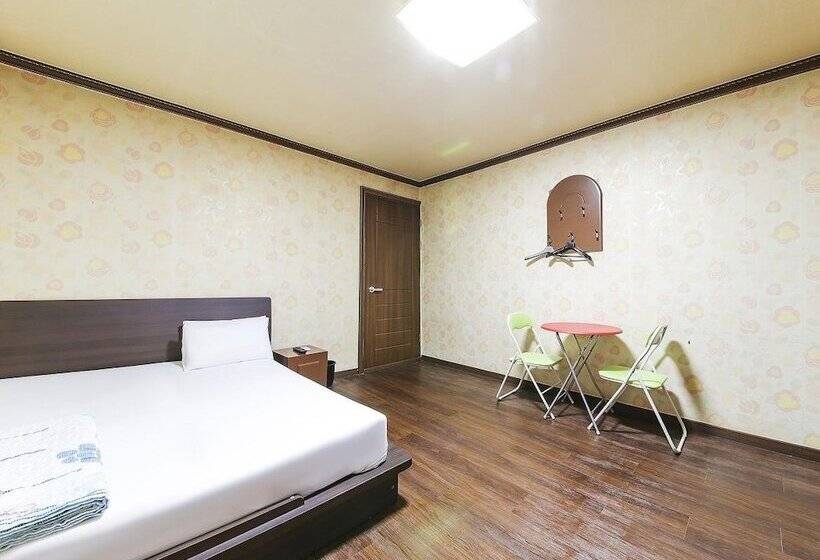 Motel Sangmu Gwangju