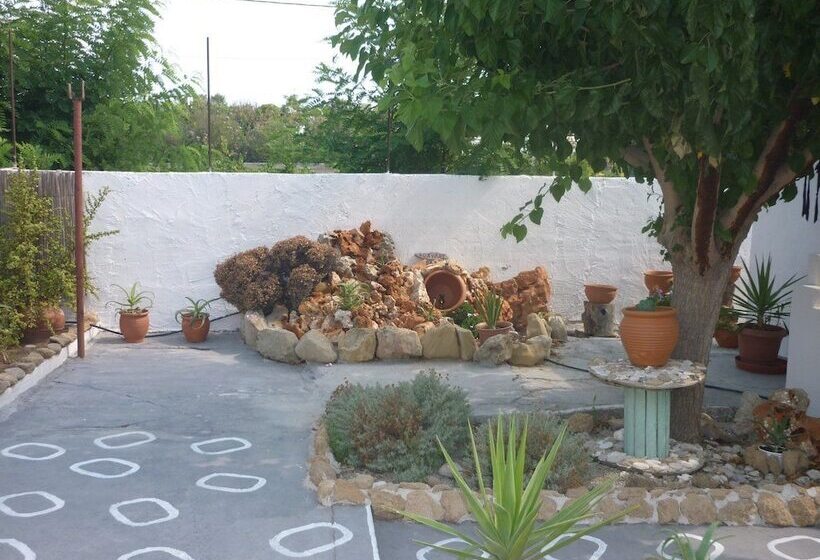 Skyros Panorama Studios