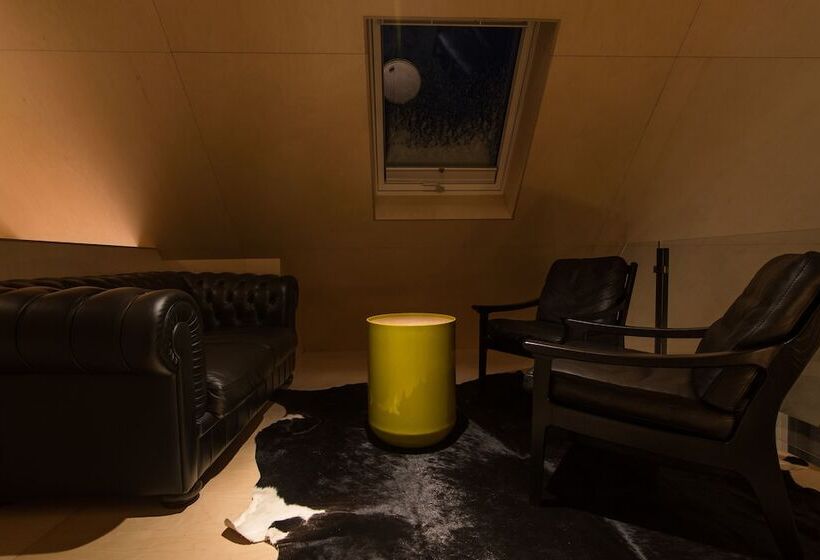 Viking Cottages & Apartments