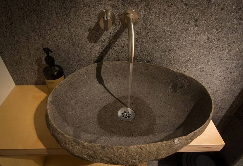 Viking Cottages & Apartments