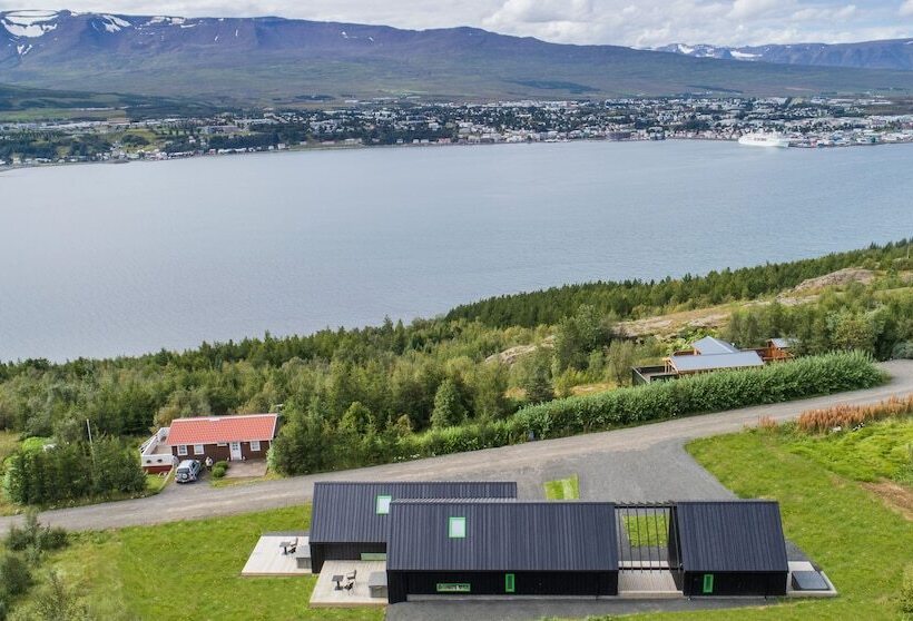 Viking Cottages & Apartments