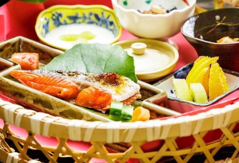 Yufuin Ryokan Seikoen