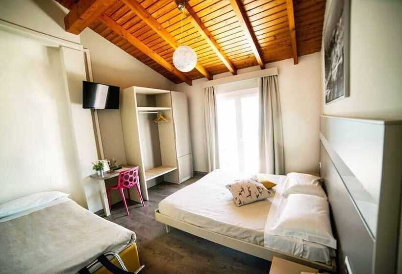 فندق Stampa 1968