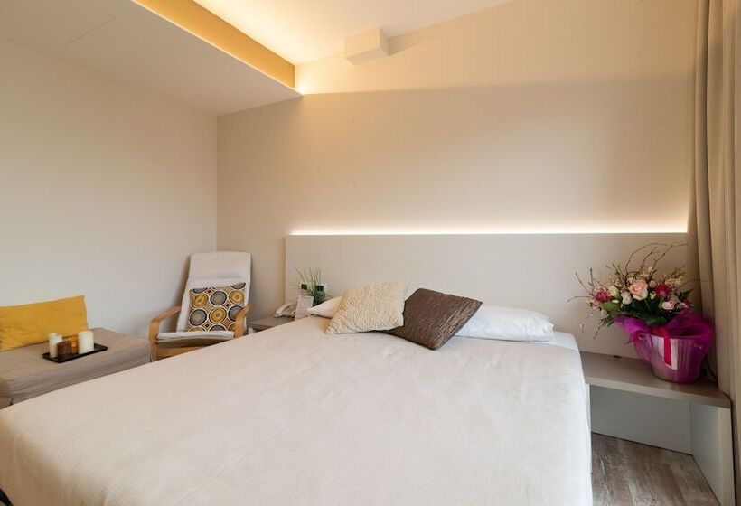 فندق Stampa 1968