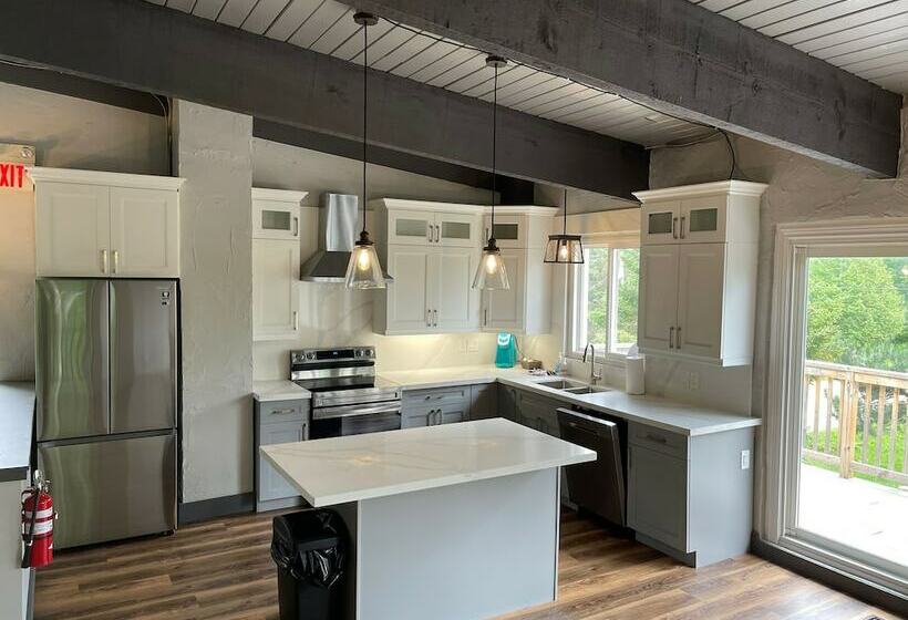 128 Birch View Trail