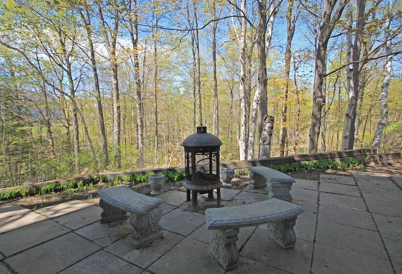 128 Birch View Trail