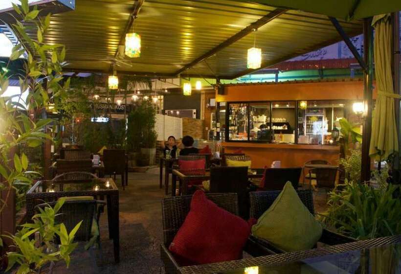 999 Triple Nine Boutique