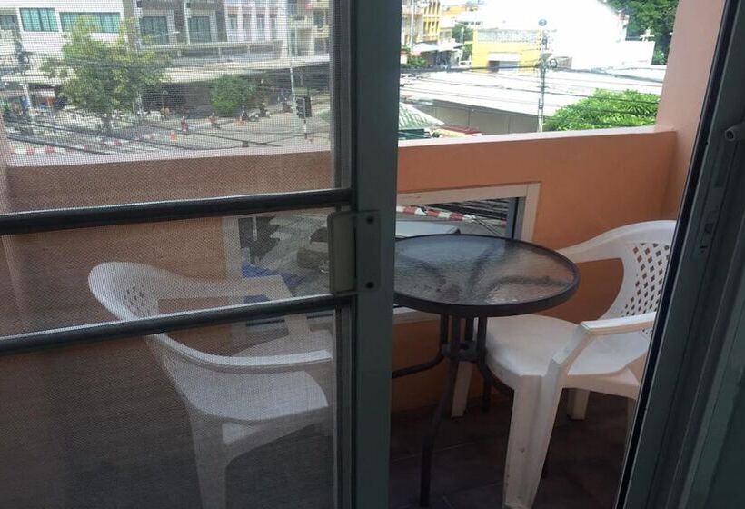 999 Triple Nine Boutique