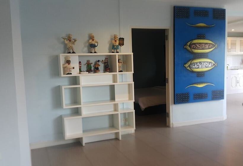 999 Triple Nine Boutique