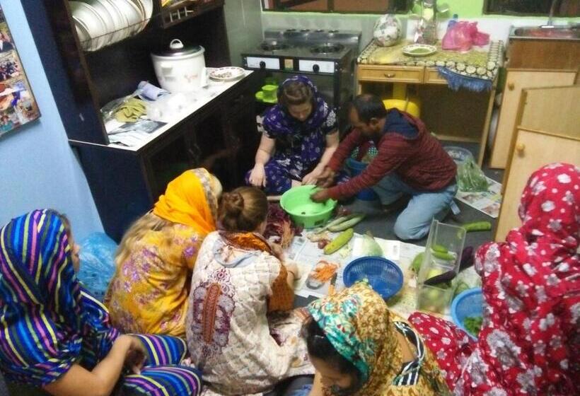 فندق صغير Orchid Haven