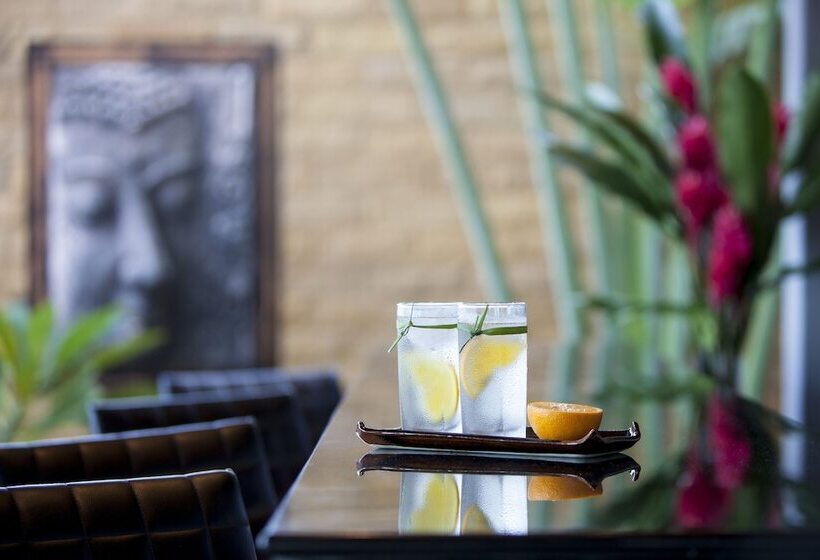 Baan Phuttarak   Seaview Private Villa