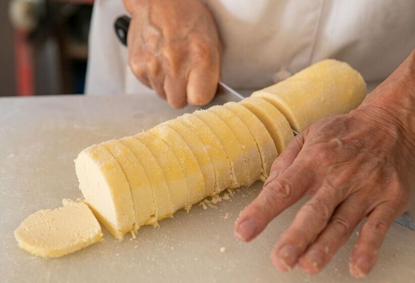 Bakery Hotel Château D Or   Hostel