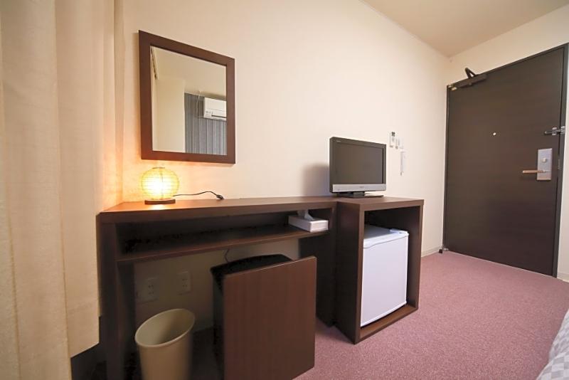 Bakery Hotel Château D Or   Hostel