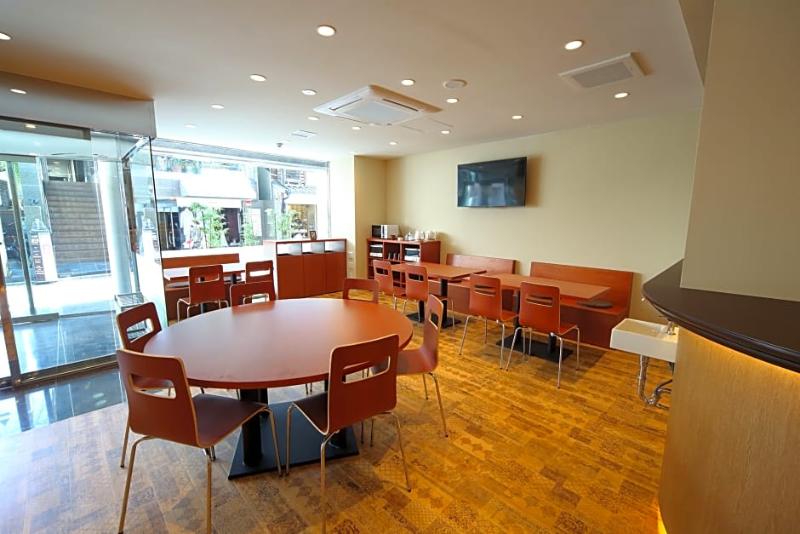 Bakery Hotel Château D Or   Hostel