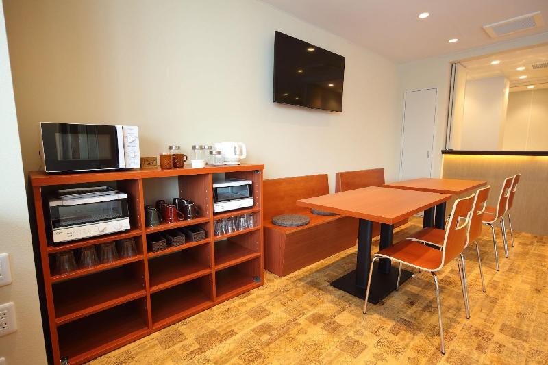 Bakery Hotel Château D Or   Hostel