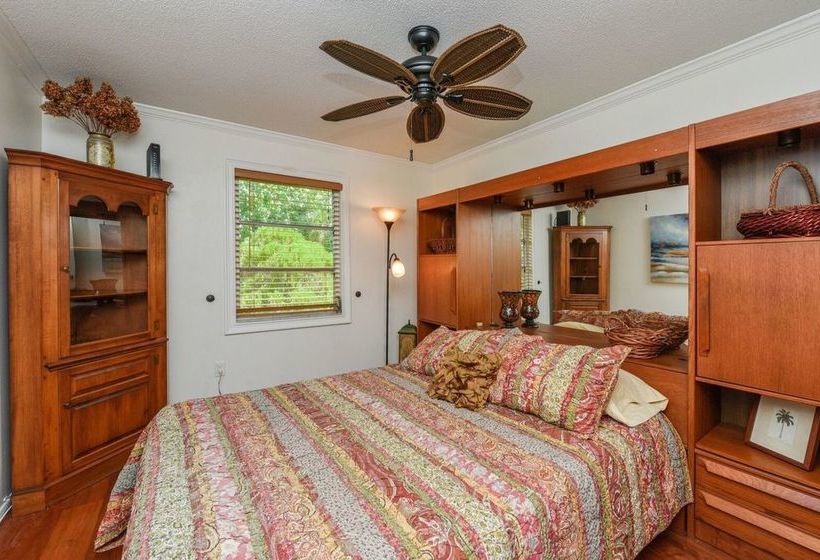 Banana Cabana By Beachside Management