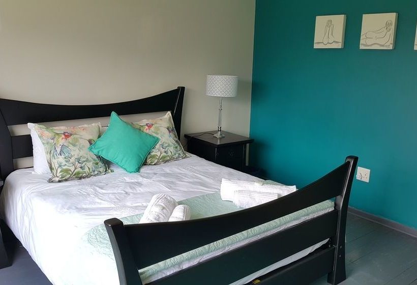 Golden View Luxury Self Catering