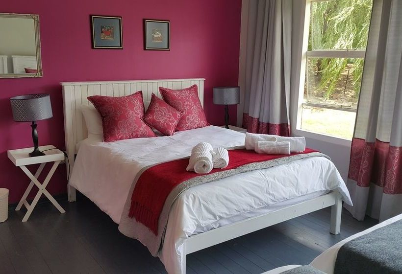 Golden View Luxury Self Catering